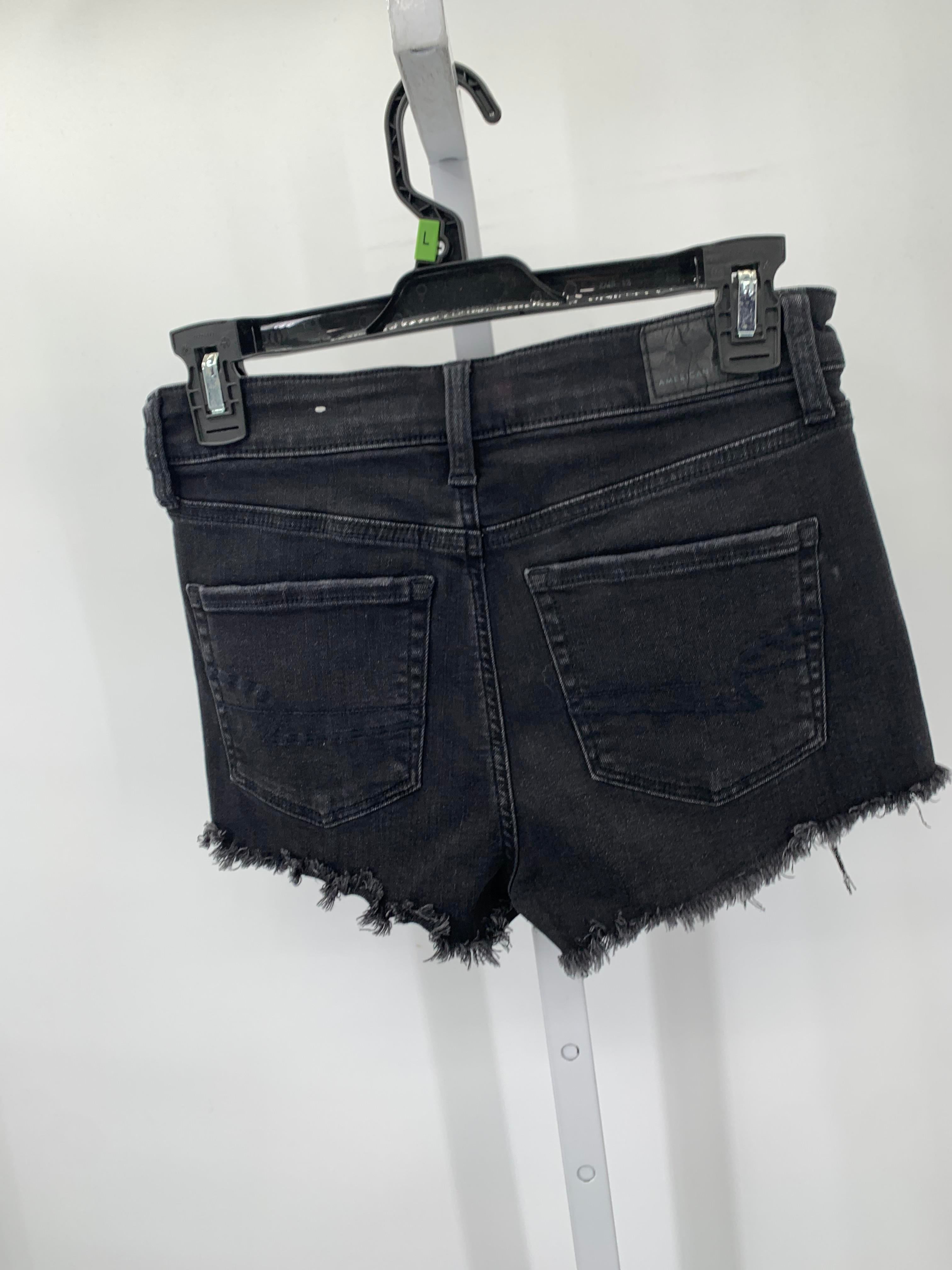 American Eagle Size 2 Juniors Shorts