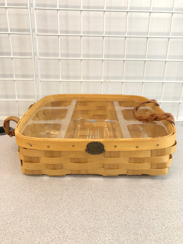 SERVING BASKET W/BRAIDED HANDLES AND PLASTIC INSERT.