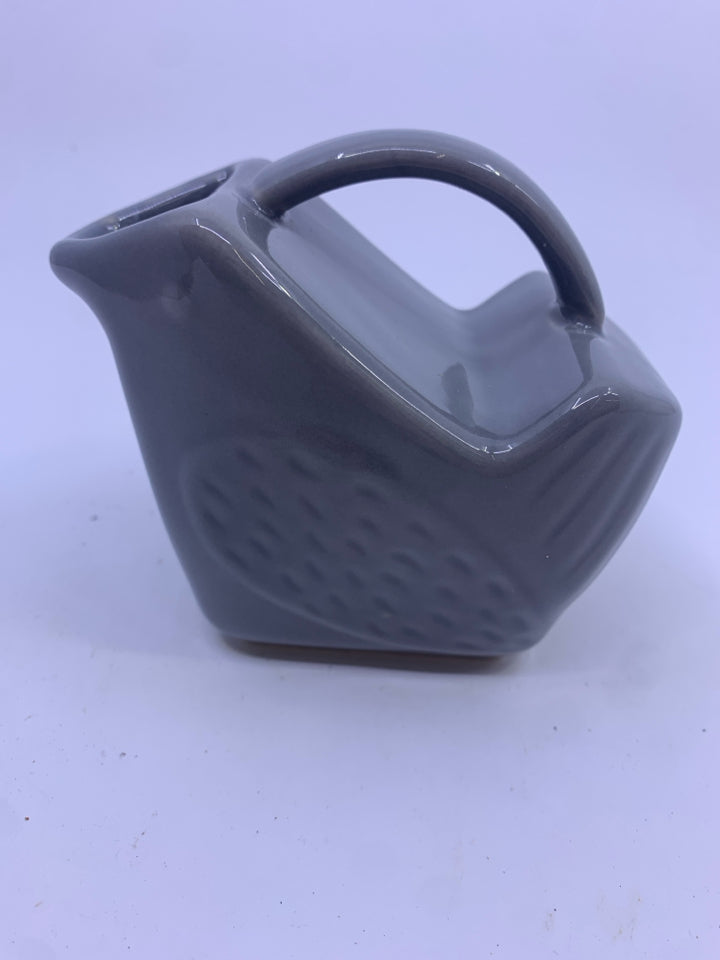 GREY BIRD SHAPED CREAMER.