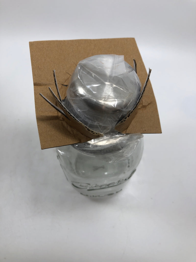 NIB MASON JAR COCKTAIL SHAKER.