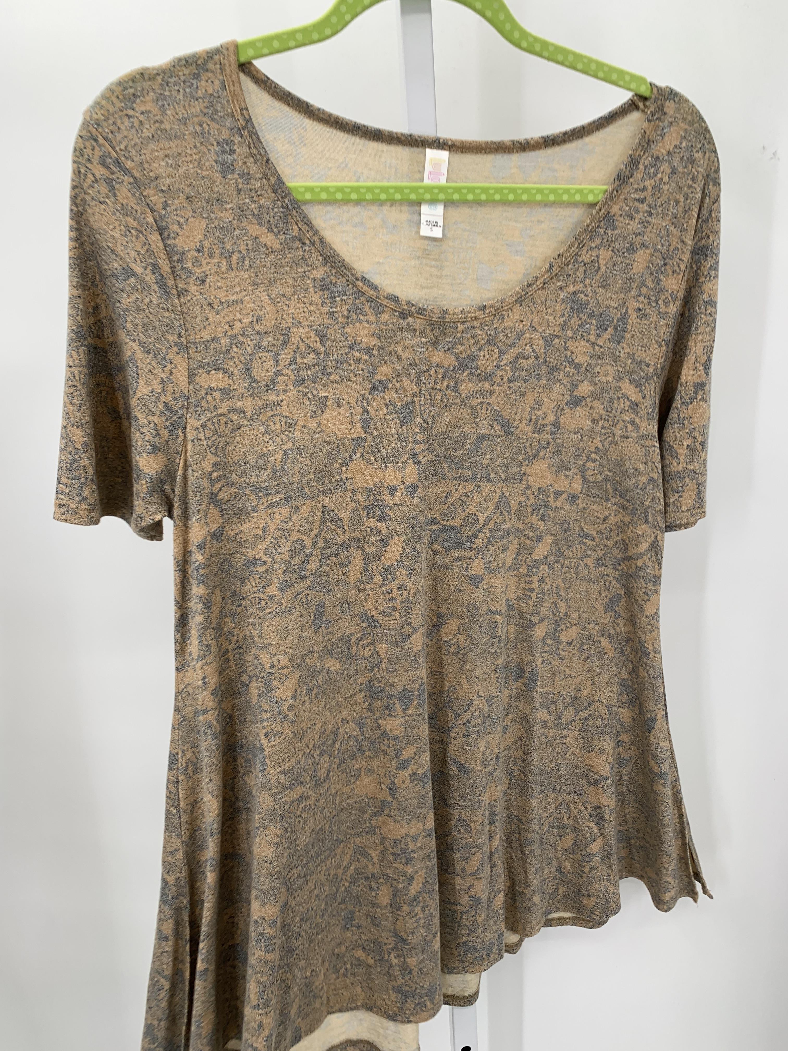 Lularoe Size Small Misses Short Sleeve Shirt