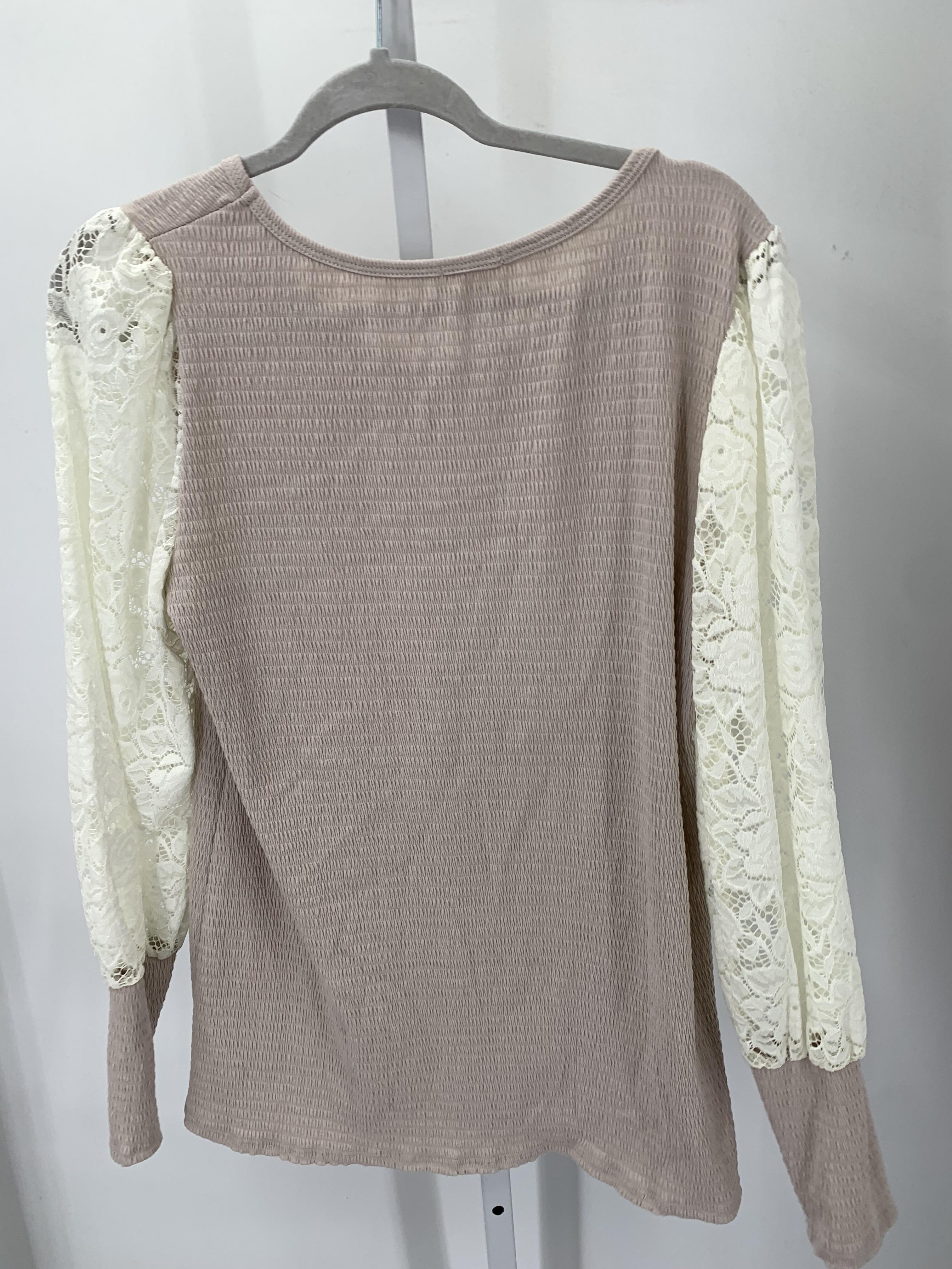 Size L Juniors Long Sleeve Shirt