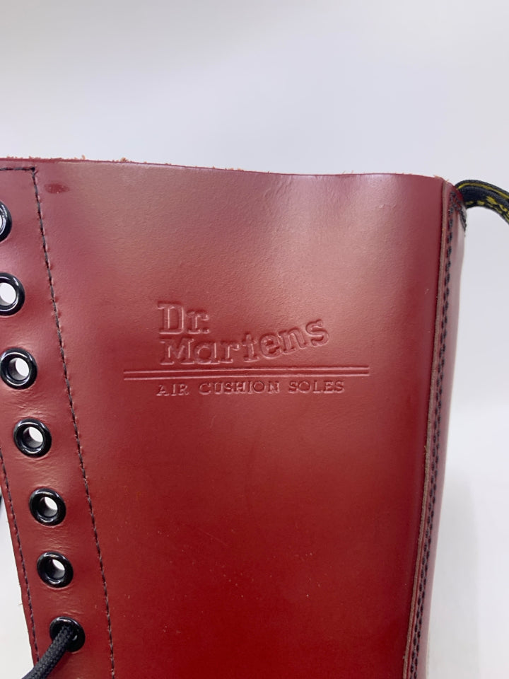 Dr. Martens Size 6 Juniors Boots