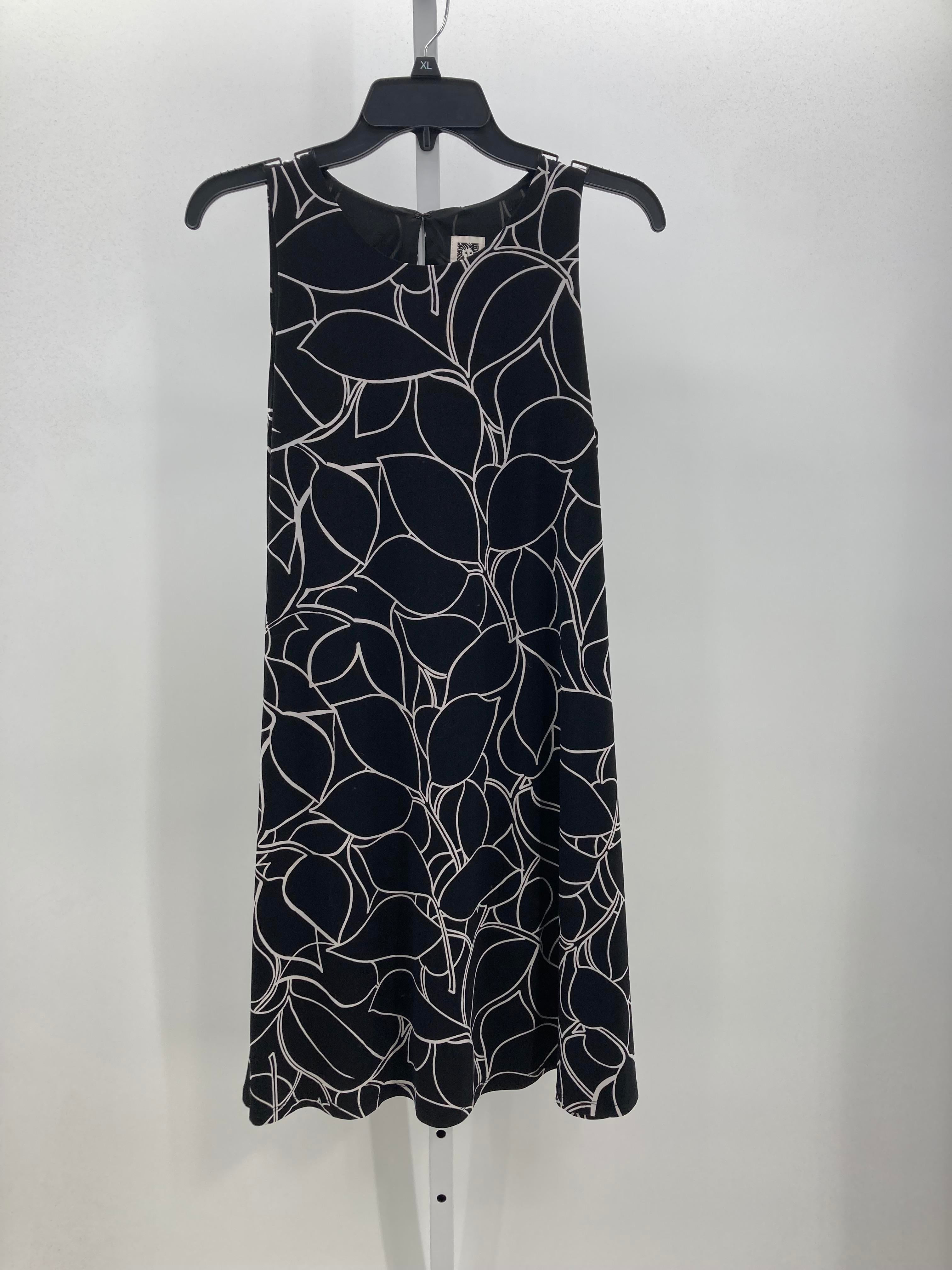 Anne Klein Size 8 Misses Sleeveless Dress