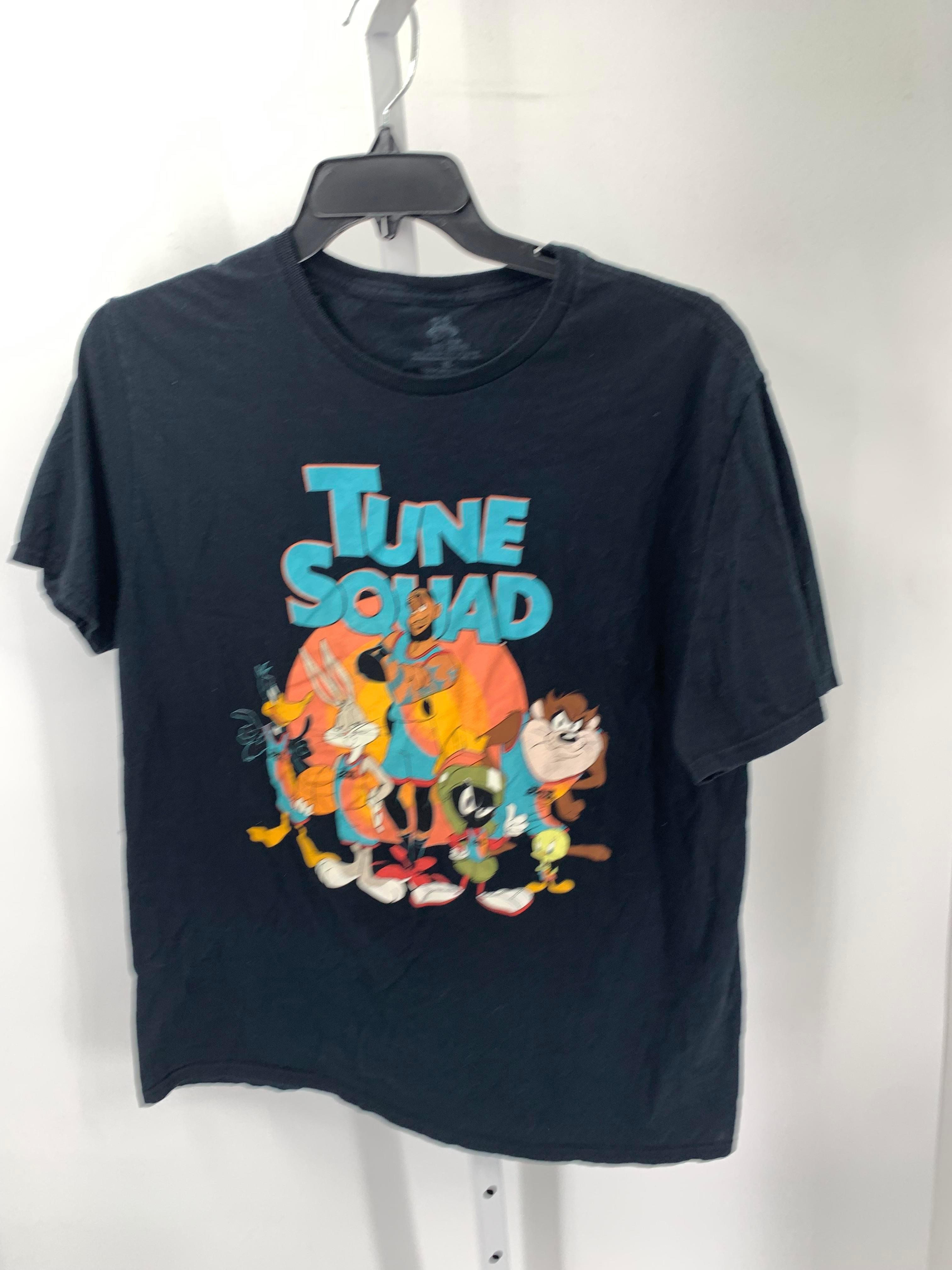 TUNE SQUAD KNIT.