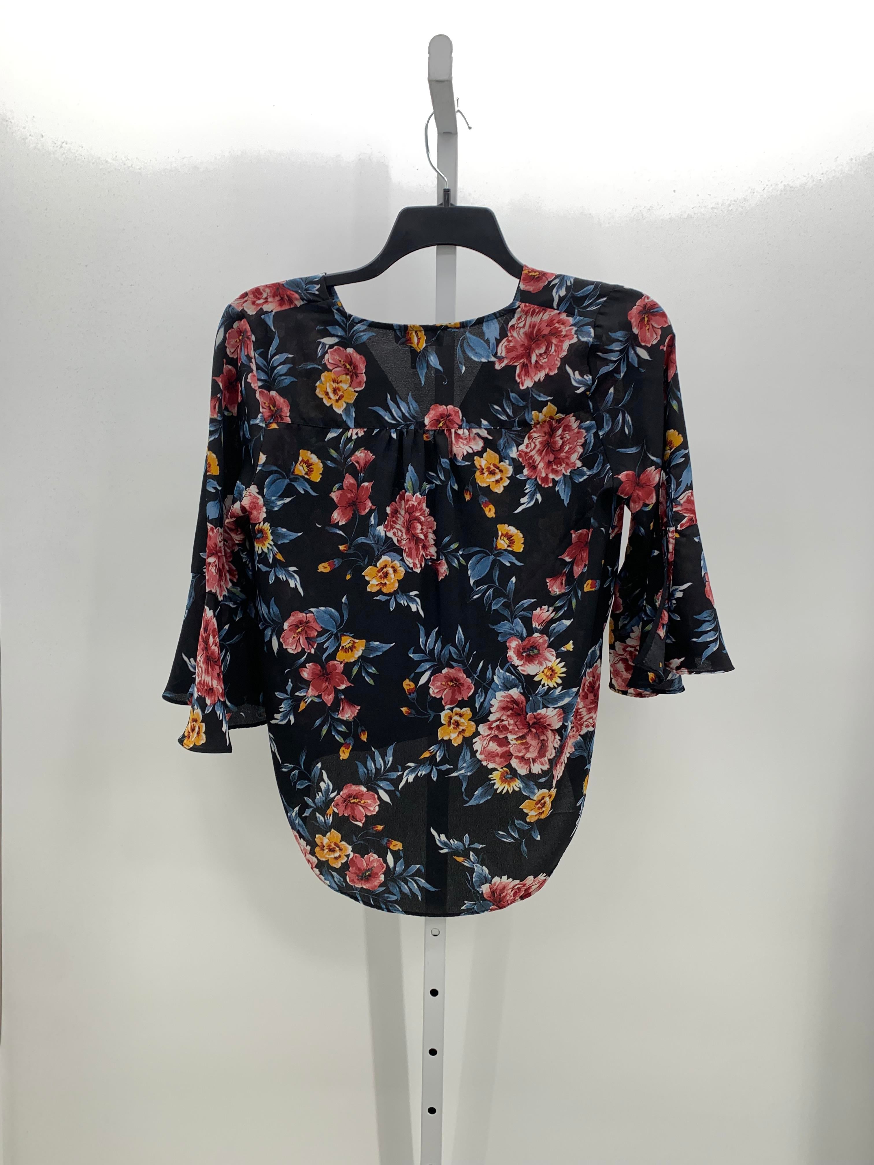BCX Size Medium Juniors 3/4 Sleeve Shirt