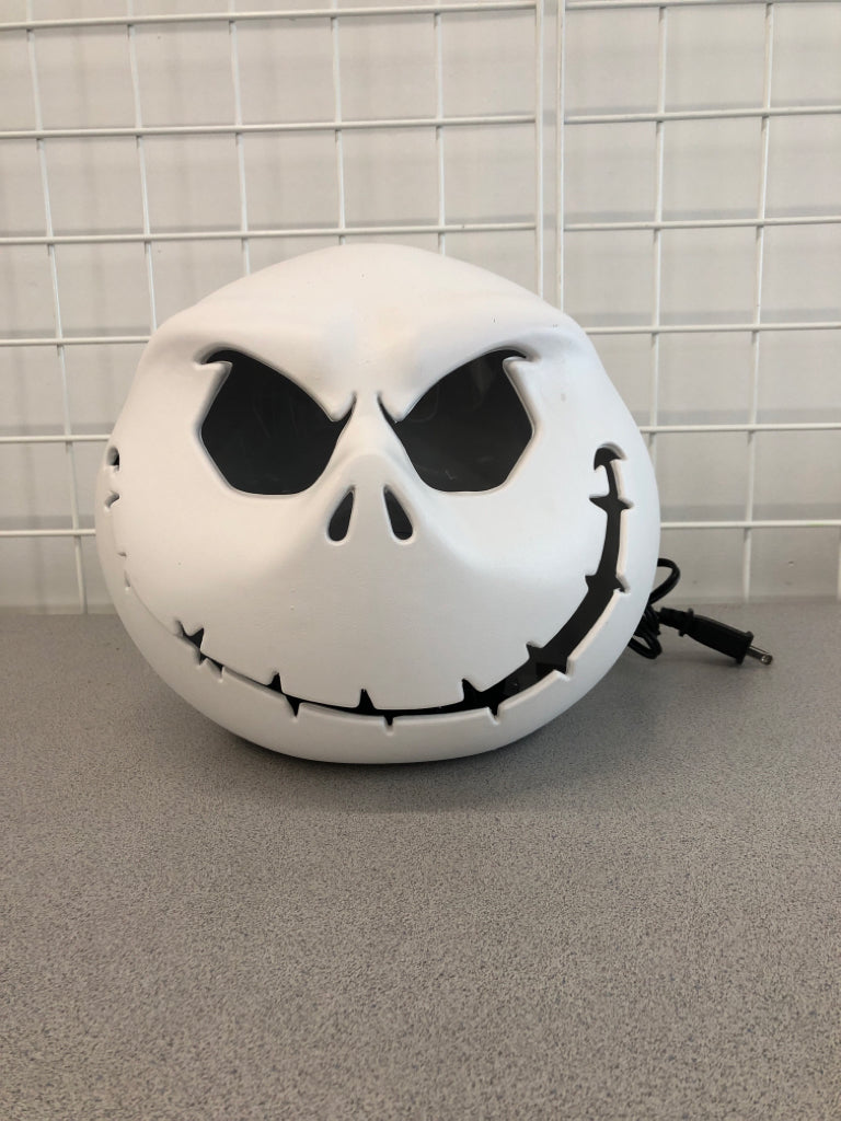 THE NIGHTMARE BEFORE CHRISTMAS LIGHT-UP HEAD.