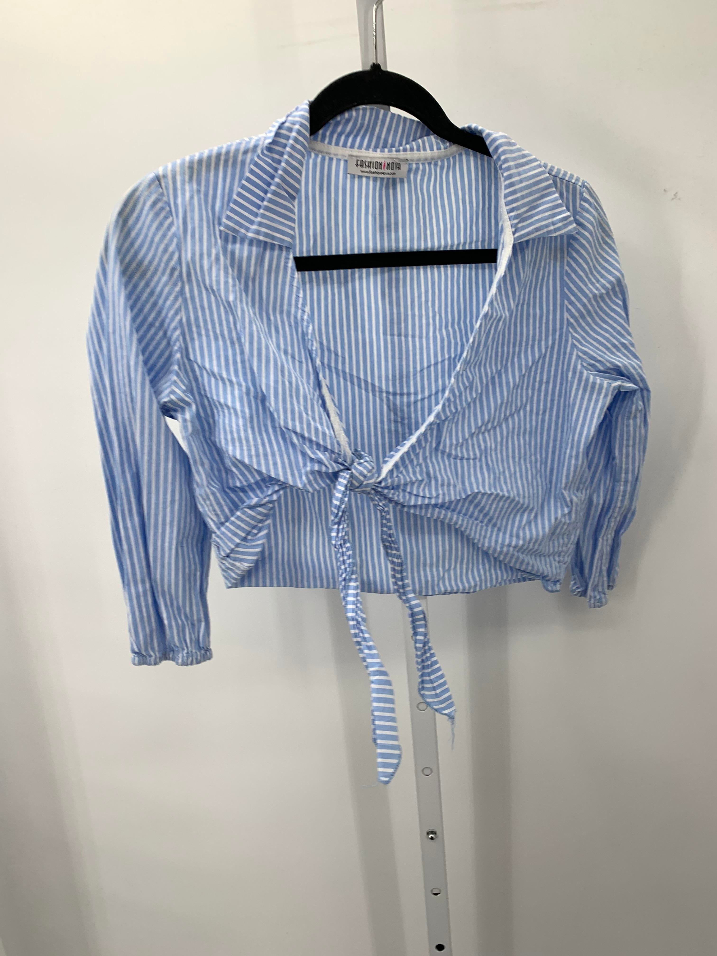Size Small Juniors 3/4 Sleeve Shirt