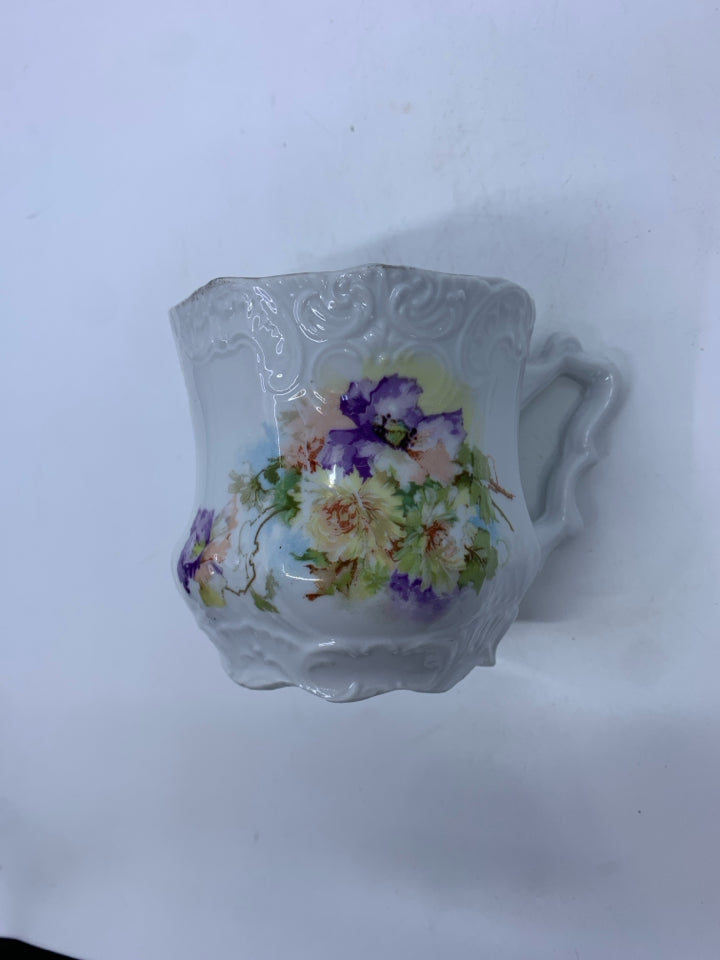 VTG FILTER TEA CUP W BAG HOLDER.