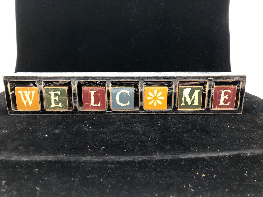 PRIMITIVE 8PC WELCOME BLOCK SIGN.