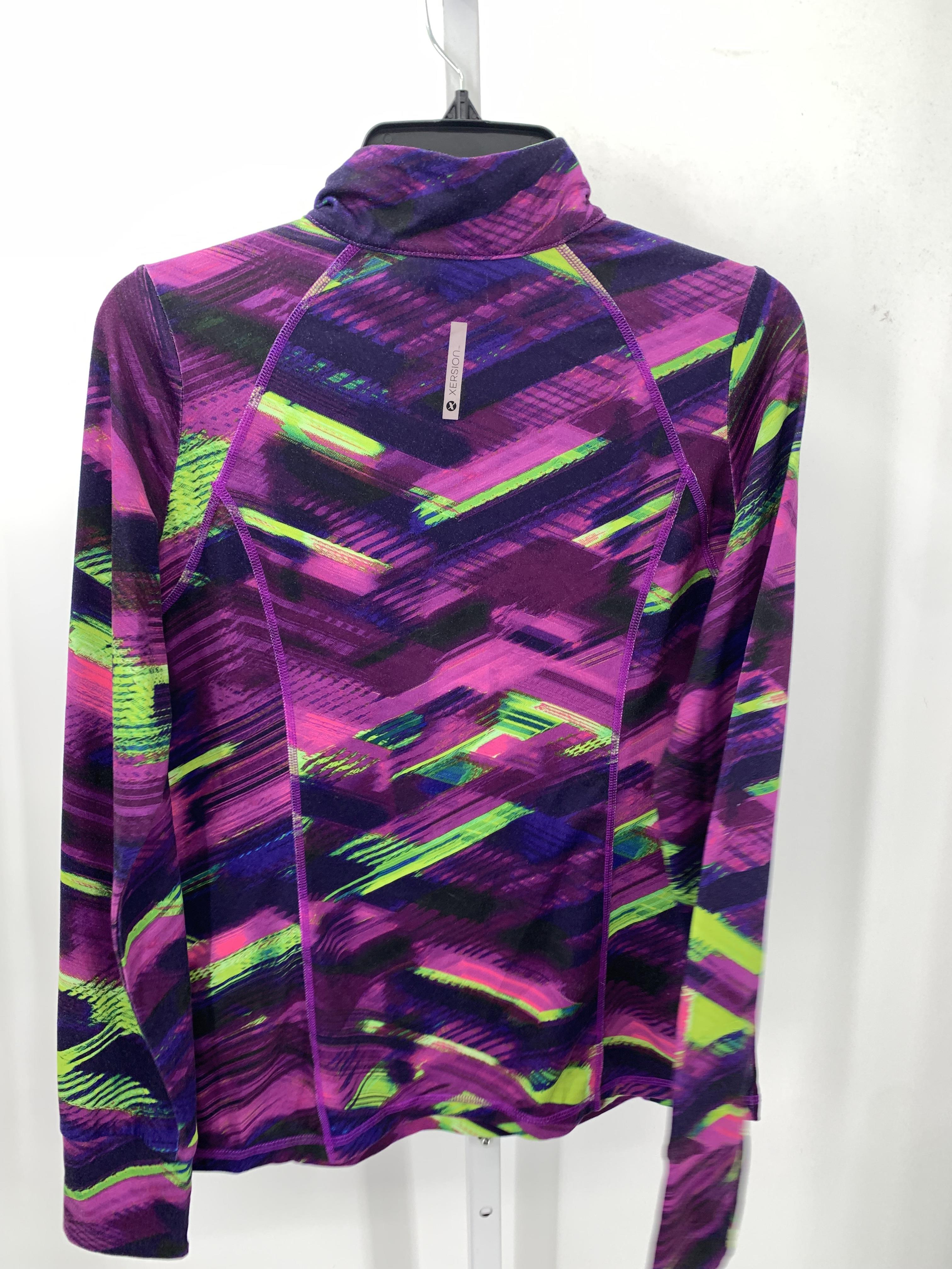 Xersion Size Medium Misses Long Sleeve Shirt