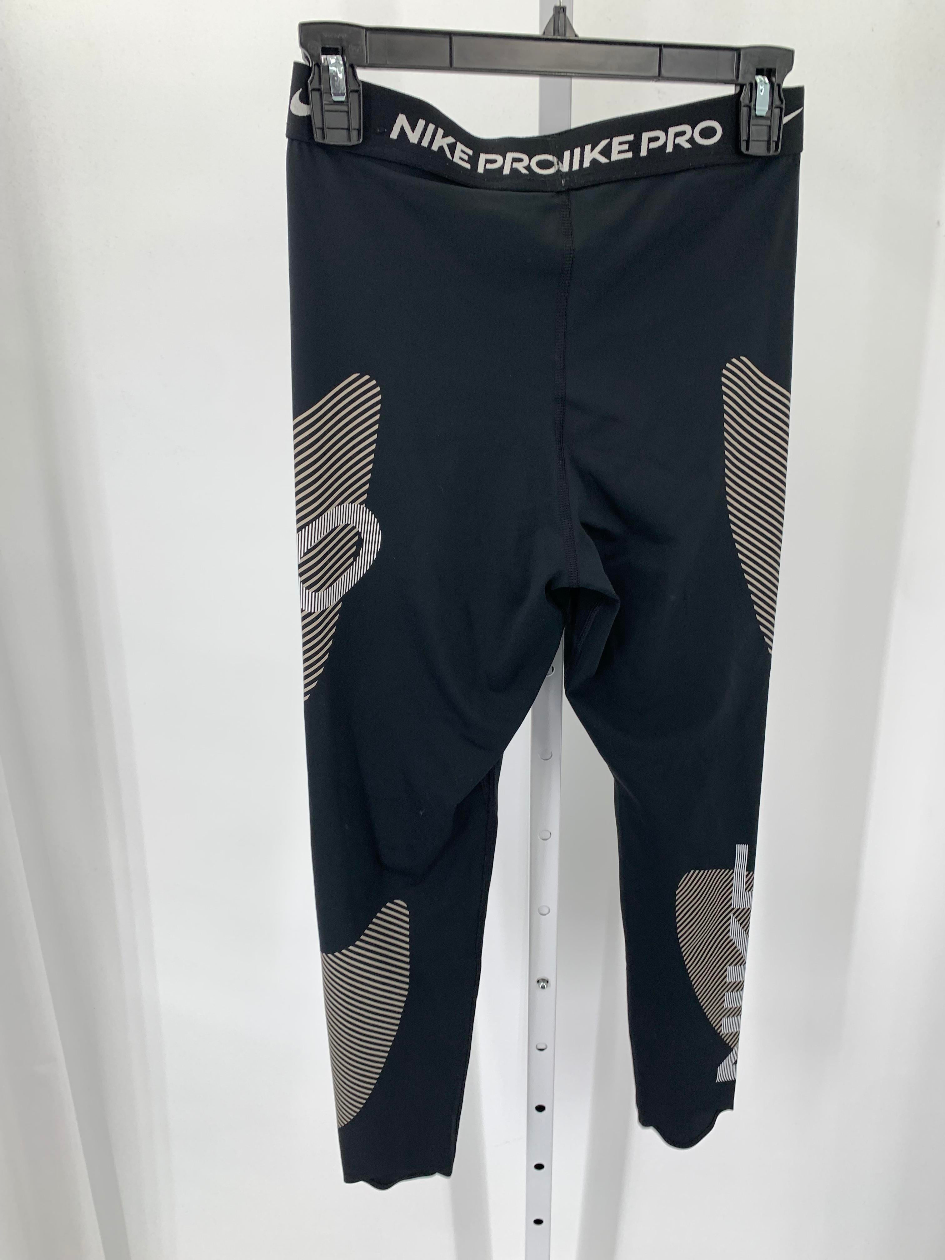 Nike Size Medium Misses Leggings
