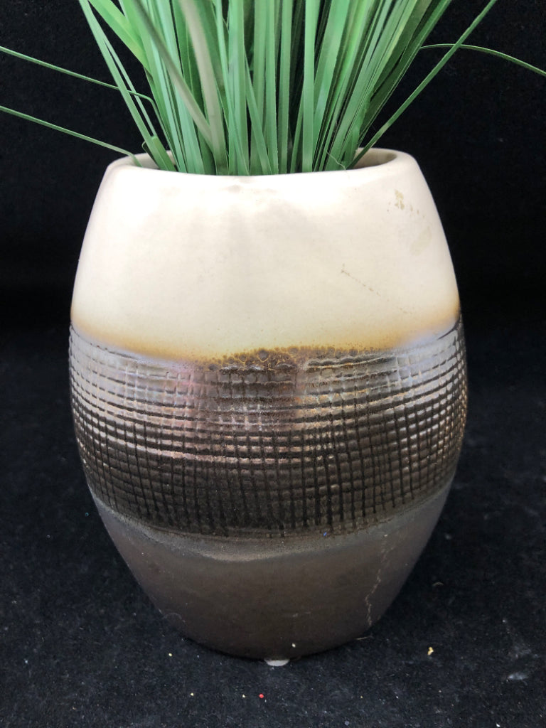 BROWN OMBRE VASE W/ TALL GREEN GRASS.