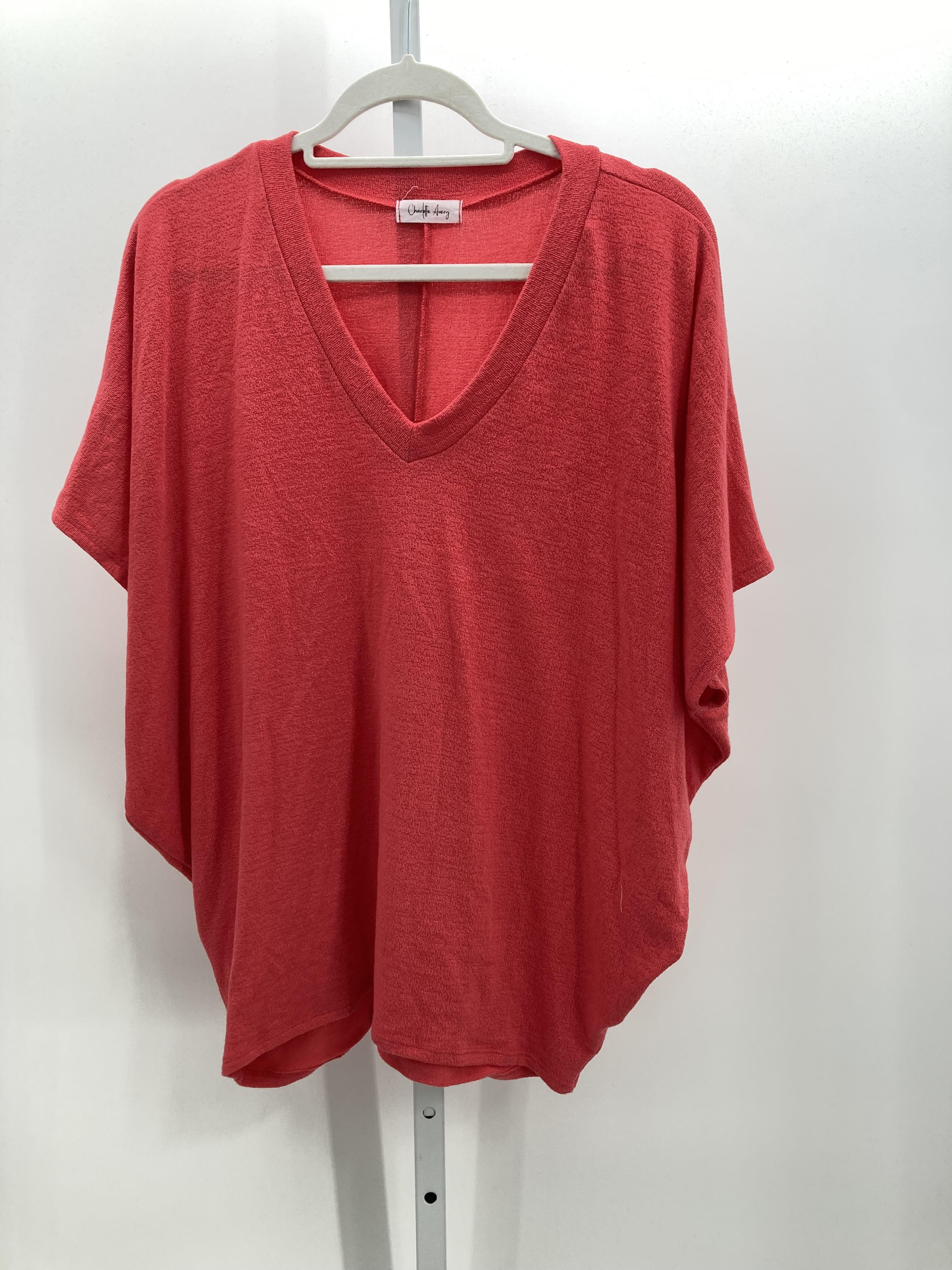 Size Medium Misses Short Sleeve Shirt