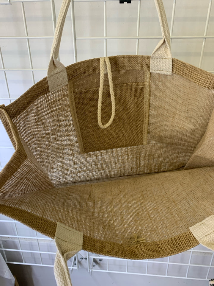 TAN BURLAP TOTE W BUTTON.