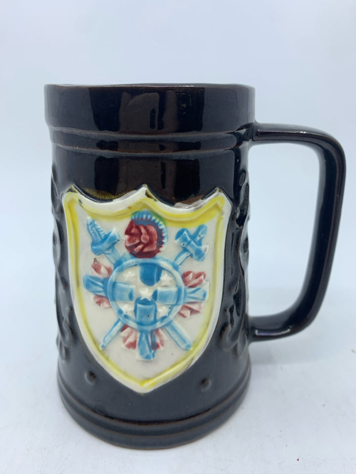 5 BLACK COAT OF ARMS BEER STEINS.