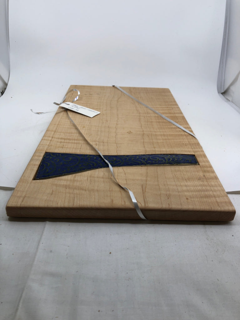WOOD CHEESE BOARD W DARK BLUE POTTERY SERVER.