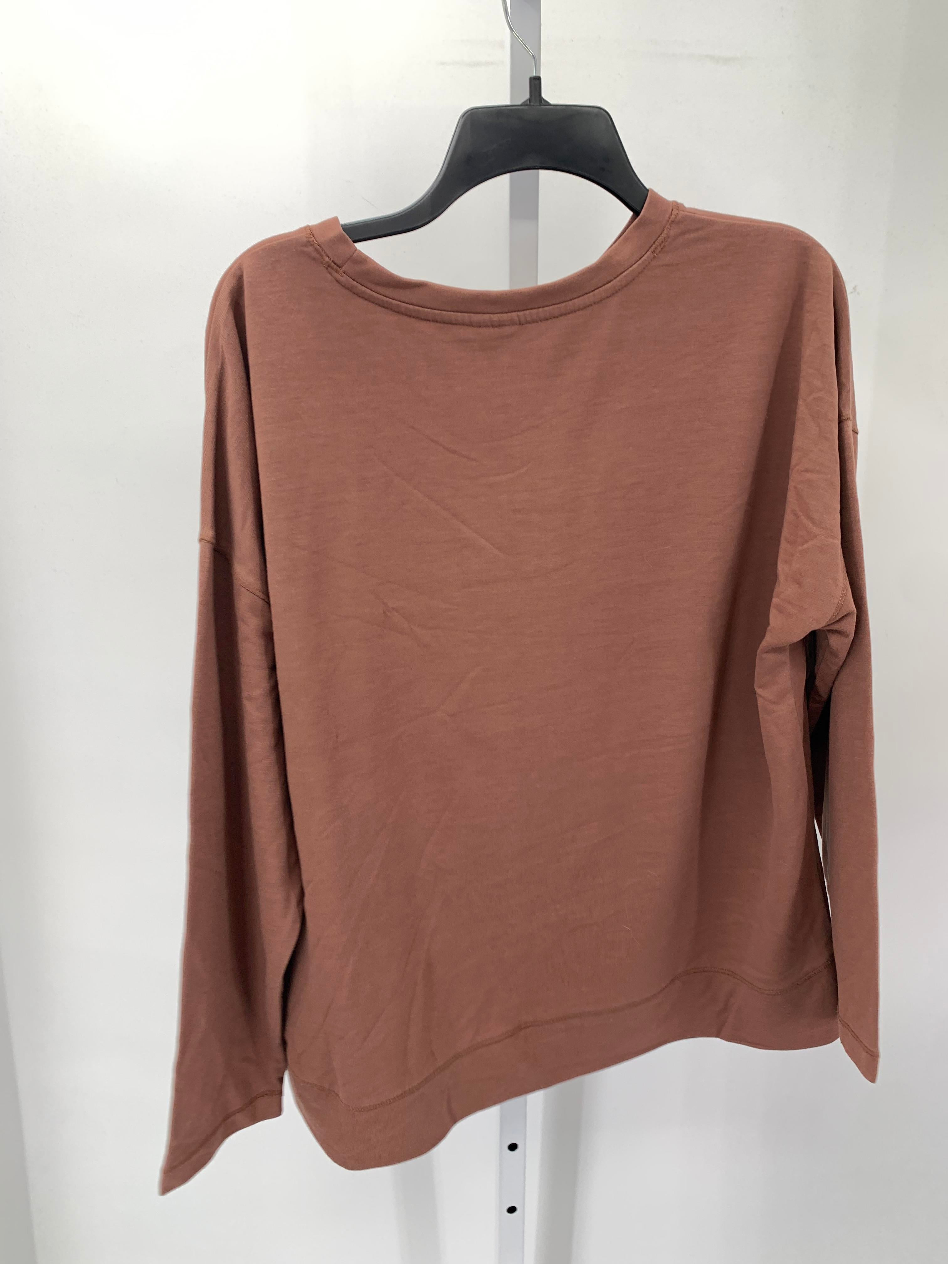 Avia Size Extra Large Misses Long Sleeve Shirt