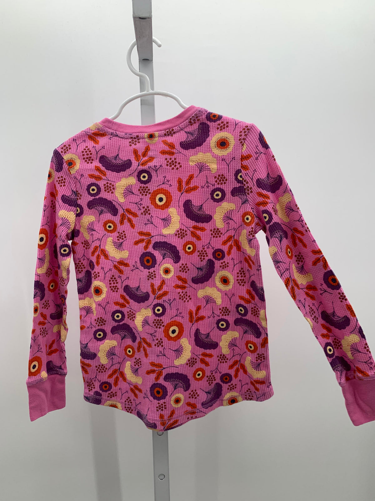 Amazon Essentials Size 6-7 Girls Long Sleeve Shirt