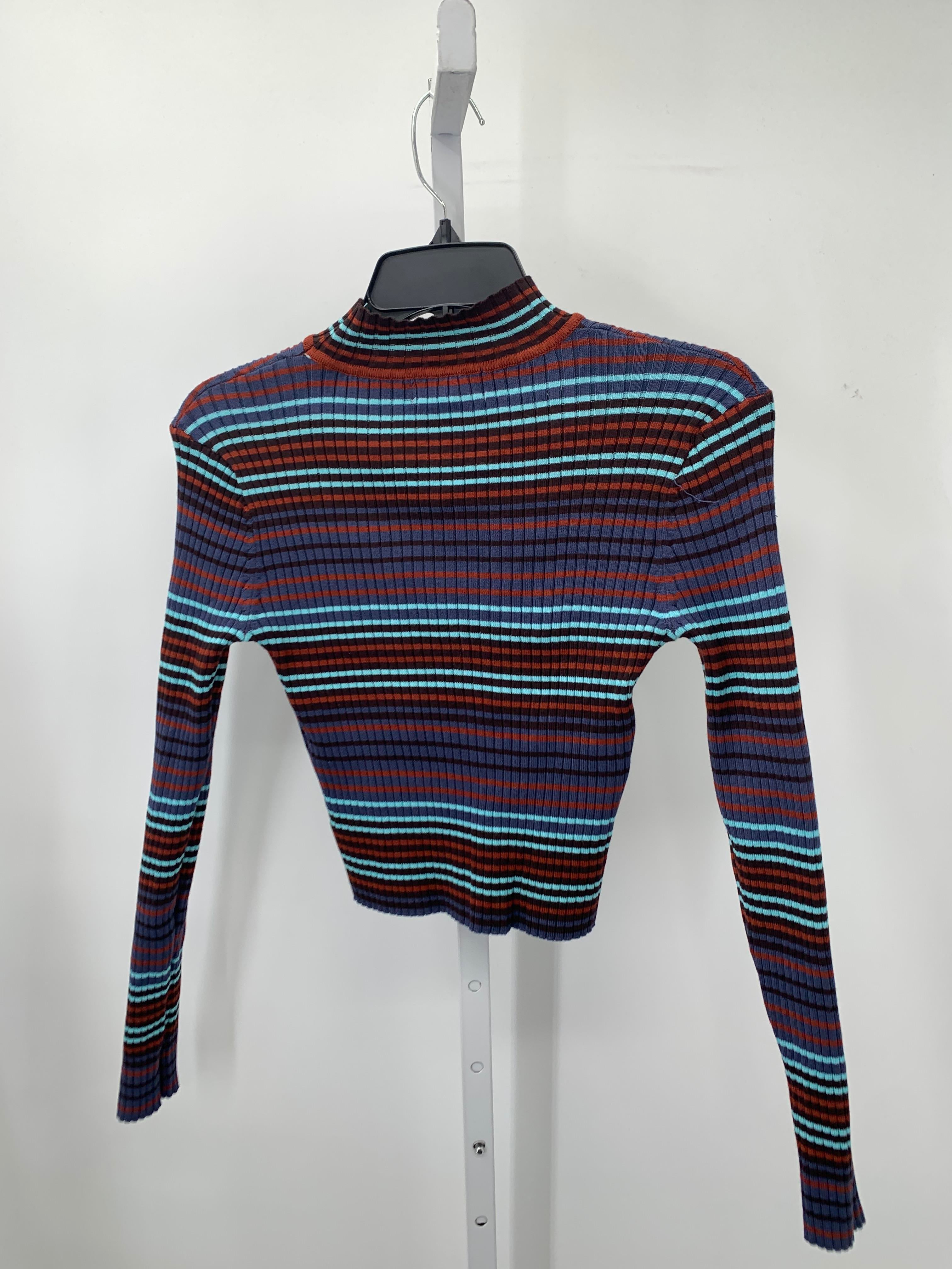 Size Medium Juniors Long Sleeve Sweater