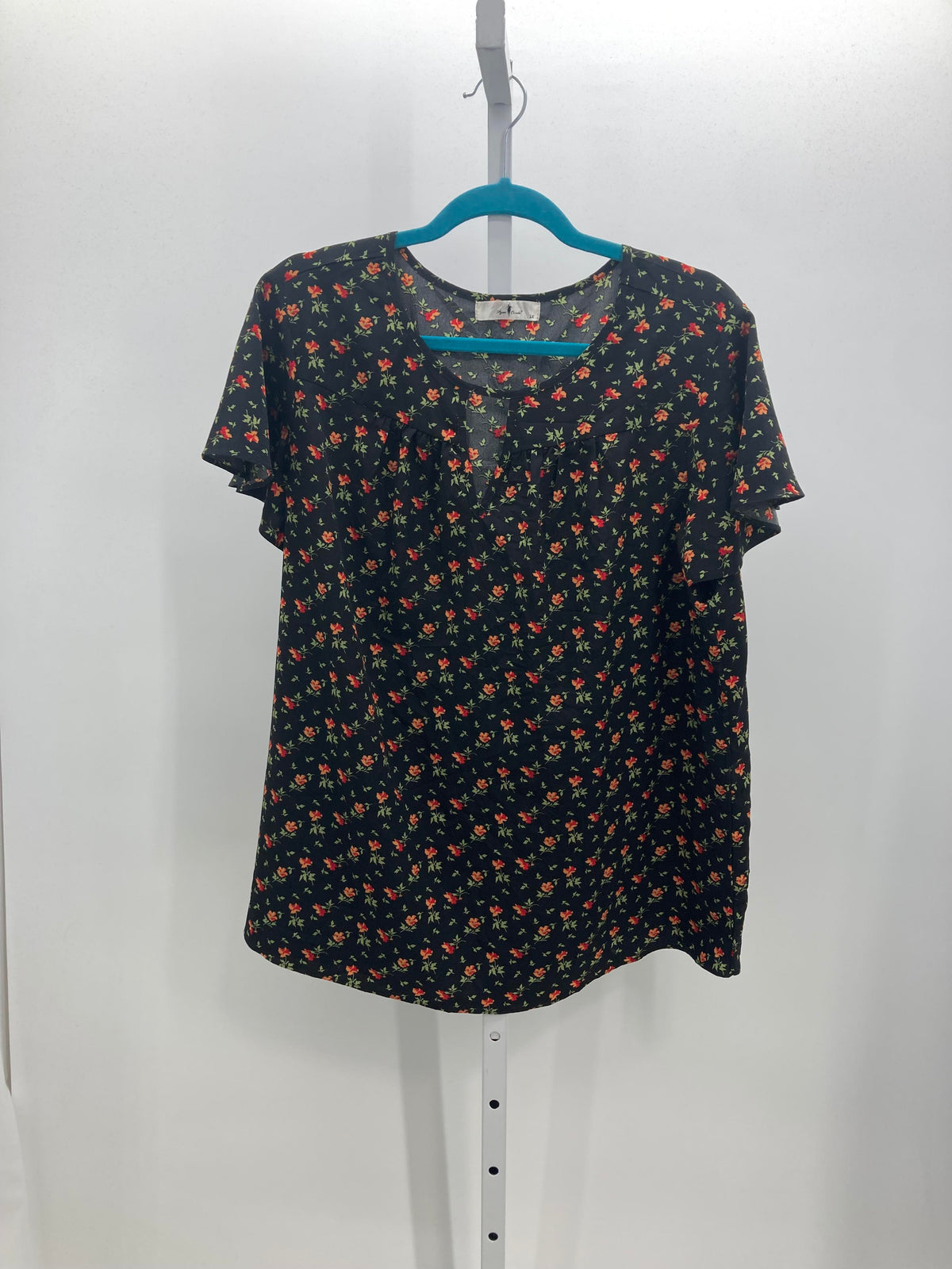 Size 1X Womens Short Sleeve Shirt