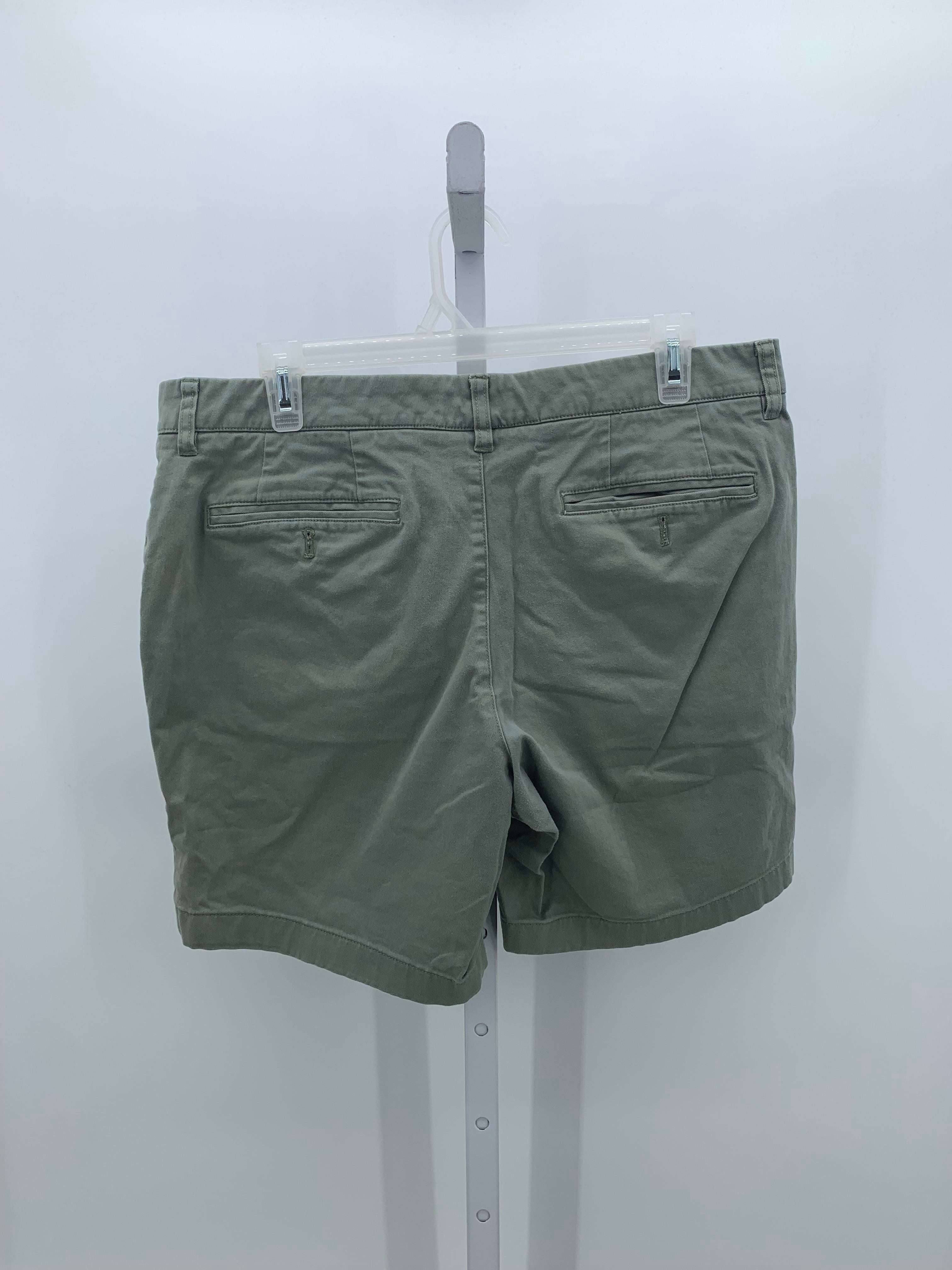 KHAKI SHORTS.