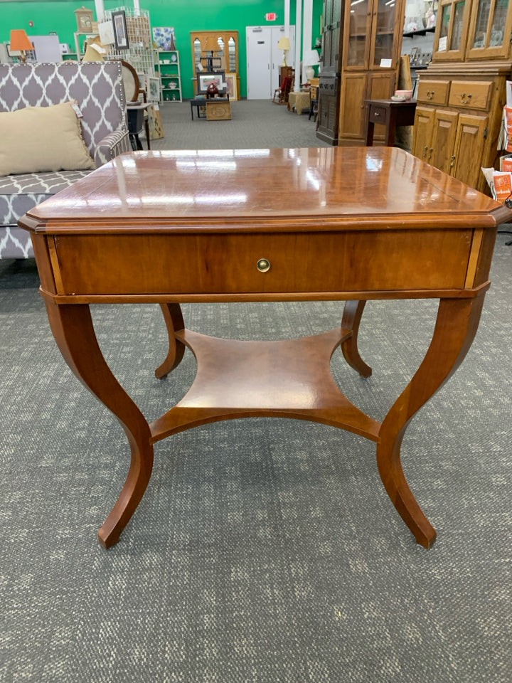 CHERRY WOOD SIDE TABLE W/1 DRAWER+LOWER SHELF.