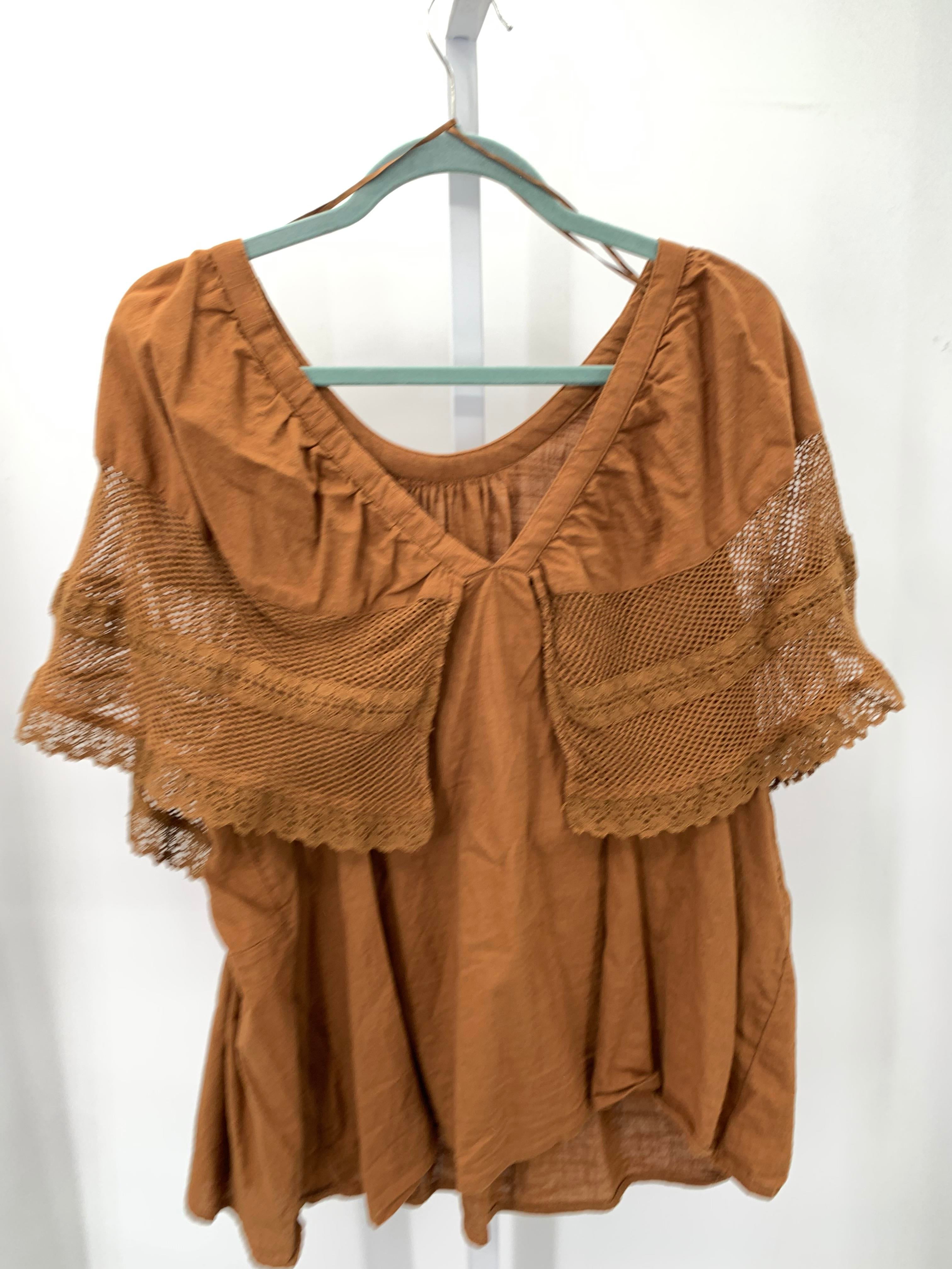 Old Navy Size XXL Misses Short Sleeve Shirt