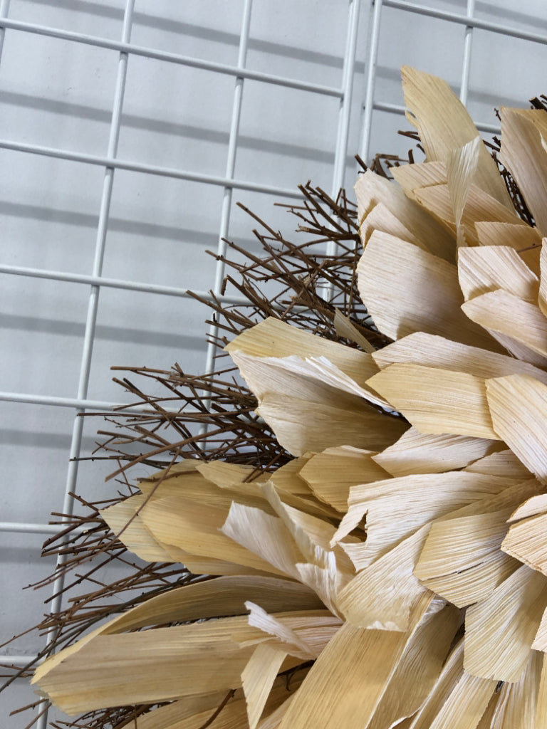 CORN HUSK WREATH.