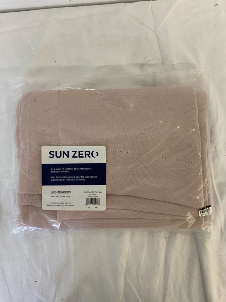 NIP SUN ZERO PALE PINK CURTIAN PANEL.