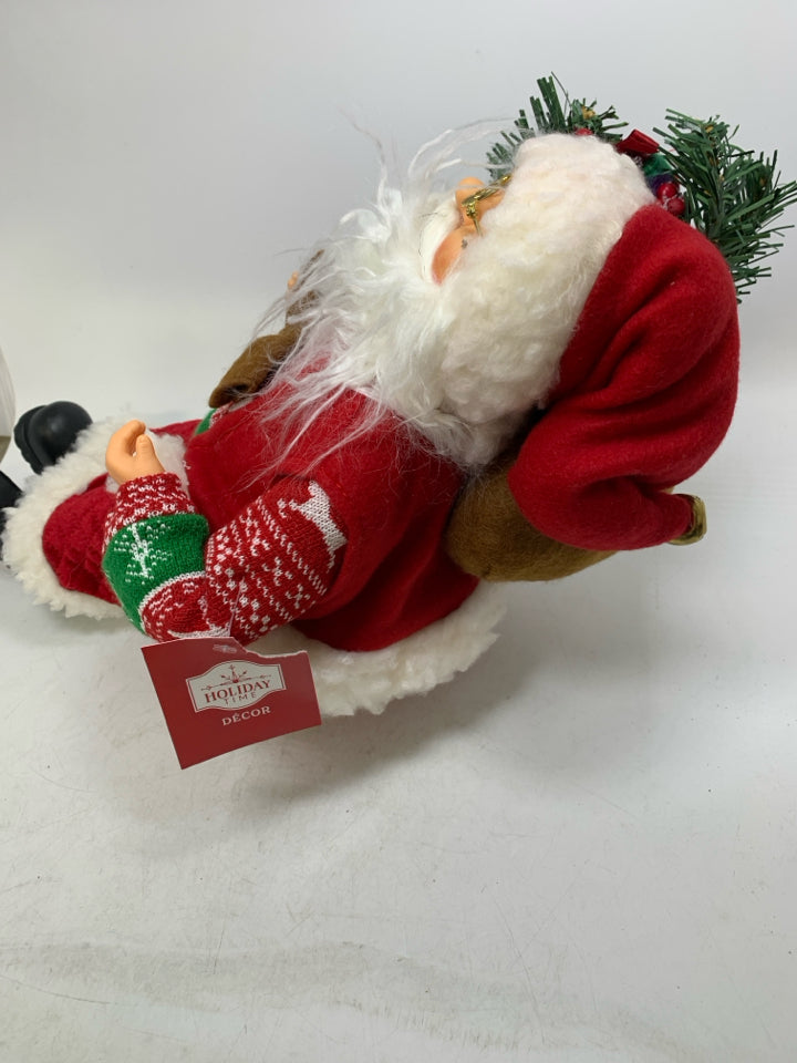 NWT SITTING SHELF SANTA W/ SACK OF PRESENTS & TREE.