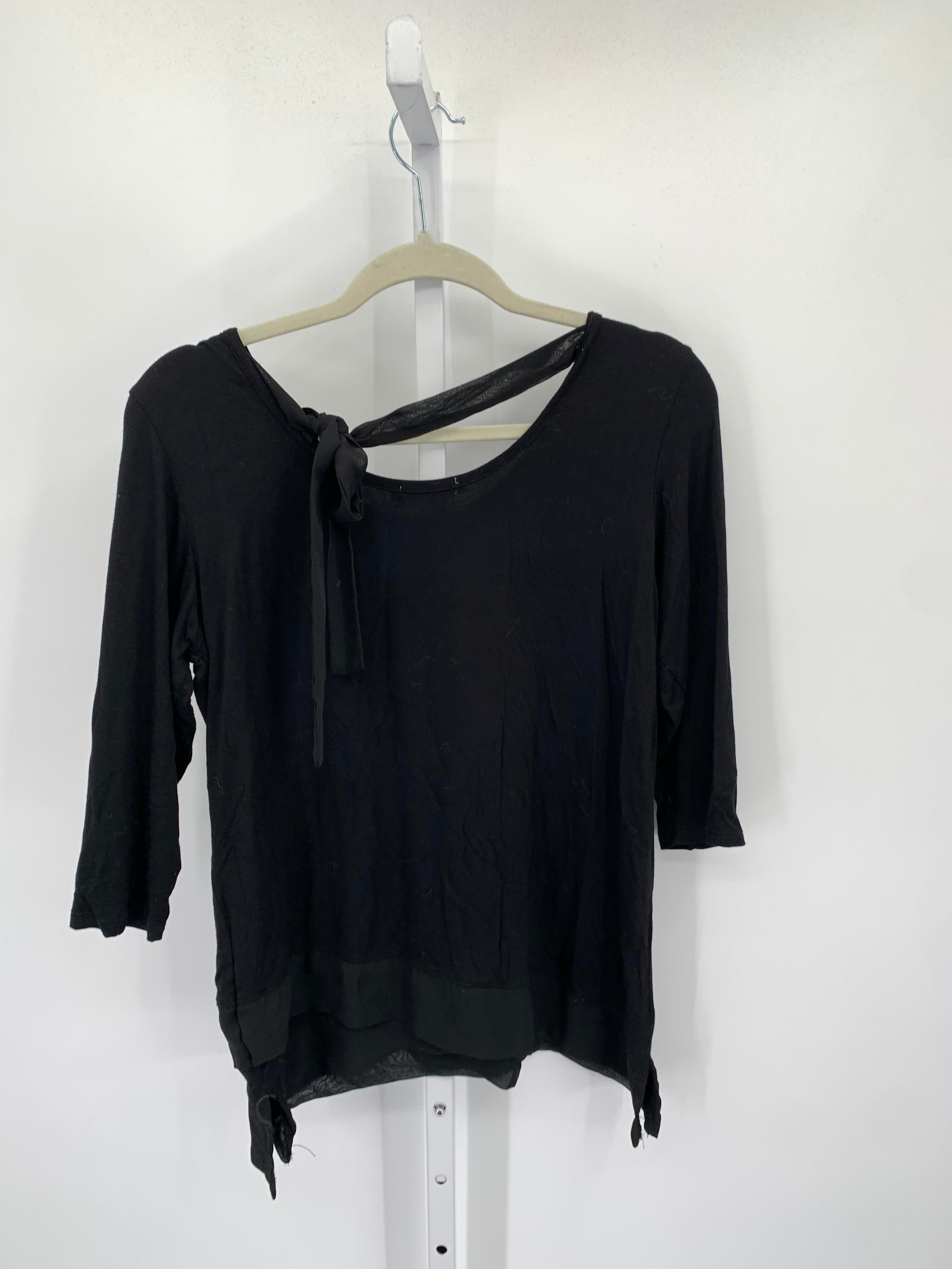 Size Small Misses 3/4 Sleeve Shirt