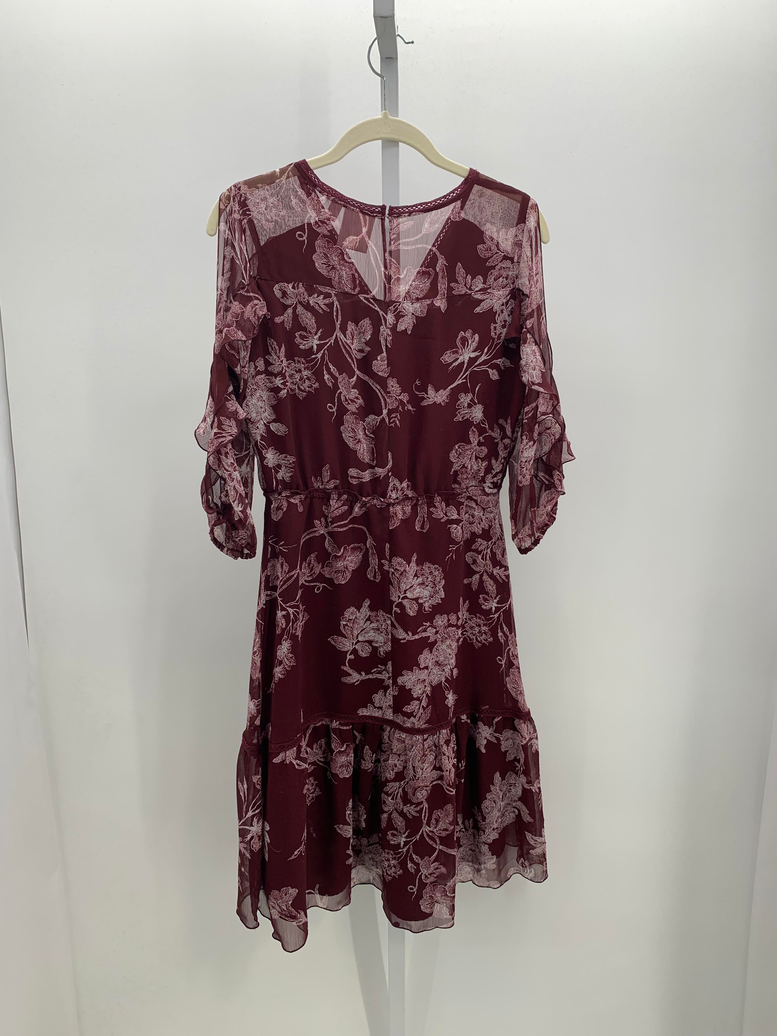 Lauren Conrad Size Small Misses 3/4 Sleeve Dress