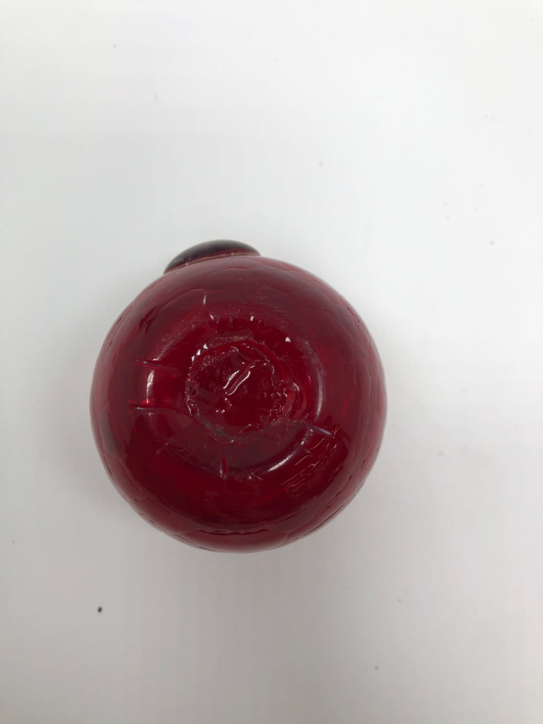 RED CRACKLE GLASS CREAMER.