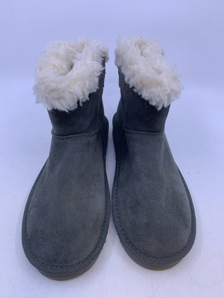 UGG L Shoe Size 6 Boots