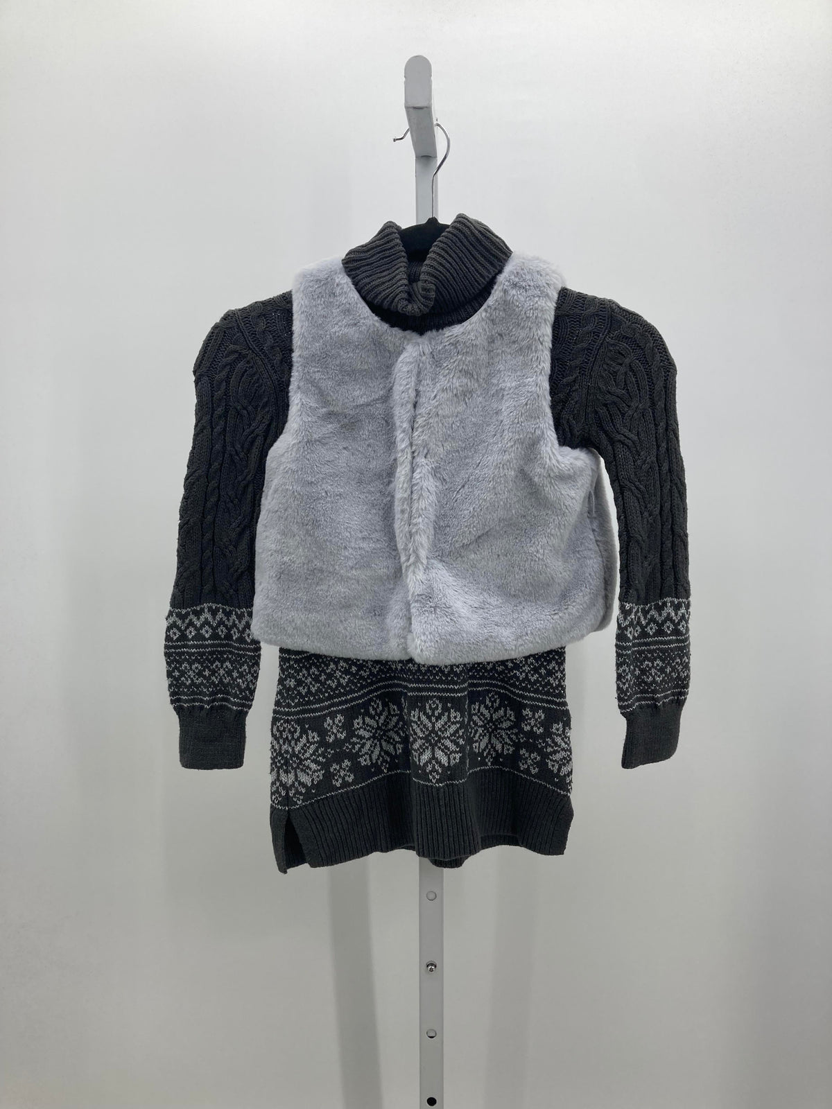 Rachel Zoe Size 5-6 Girls 2 Pieces