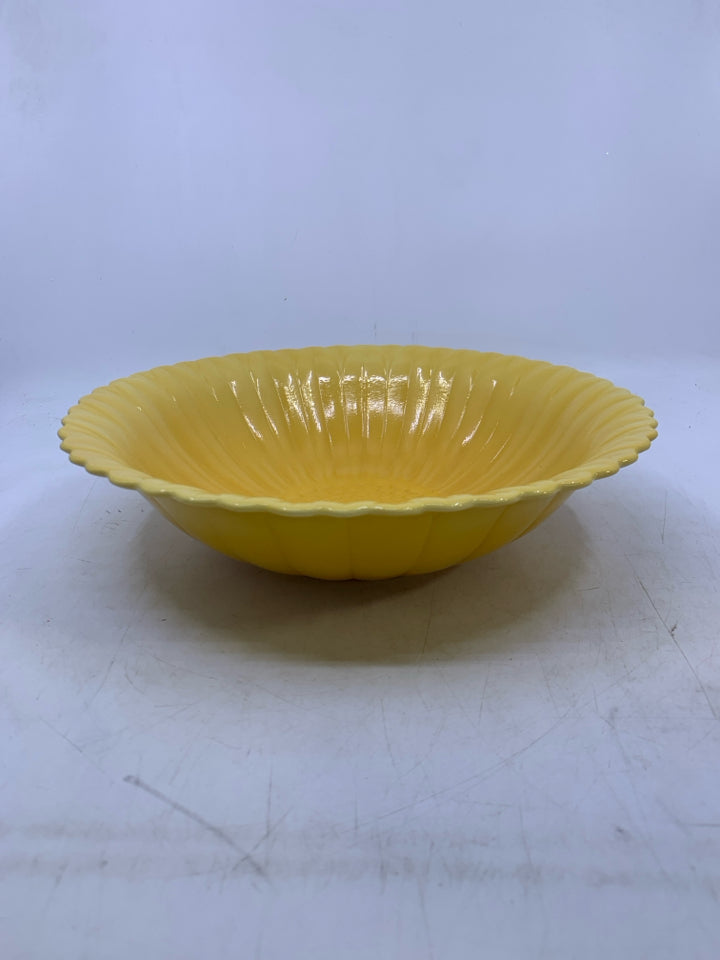 YELLOW FLOWERS TEXTURED BOWL.