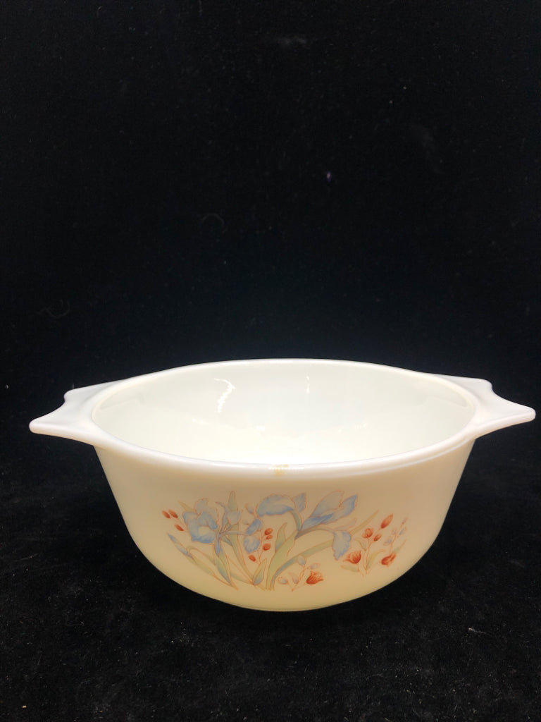 SM BLUE IRIS PYREX CASSEROLE DISH.