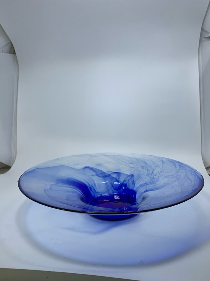 SHALLOW LARGE GLASS BOWL W/ COBALT BLUE SWIRLS.