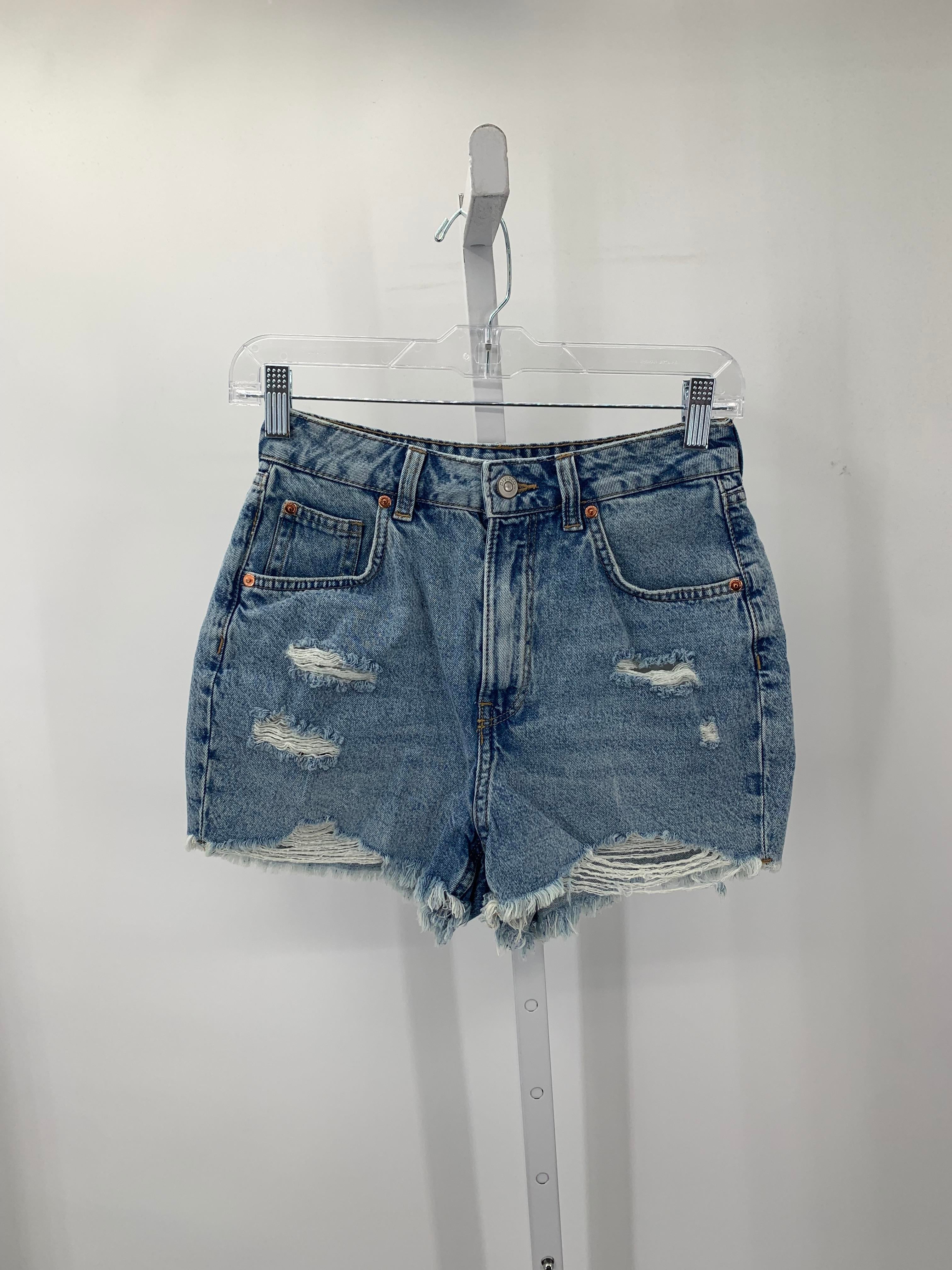 Divided Size 2 Juniors Shorts