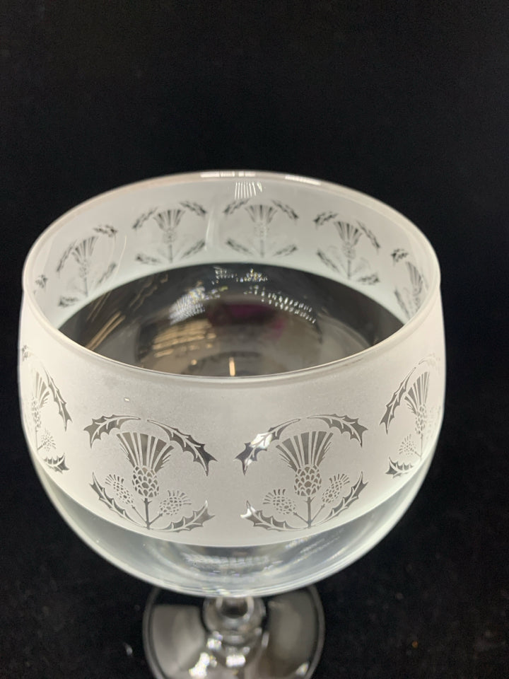 2 WINE GLASSES W/FROSTED FLOWER DESIGN.