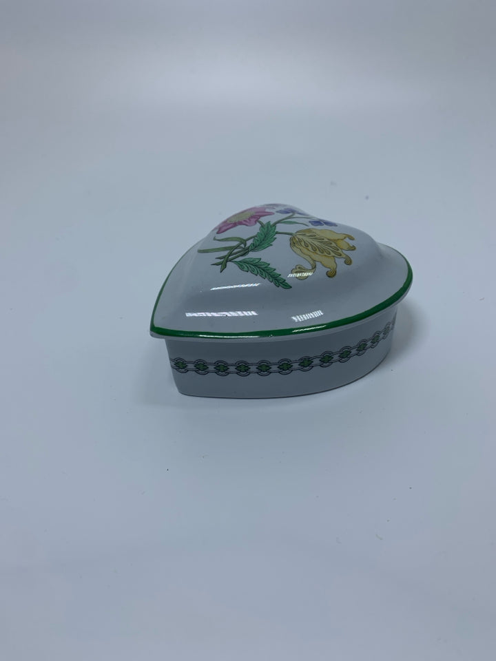 HEART SHAPED SUMMER PALACE PATTERN TRINKET BOX W/ FLOWERS.