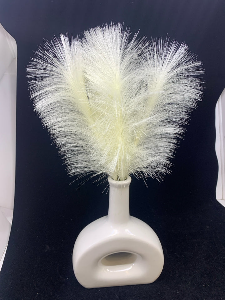 FAUX PAMPAS PLANT IN WHITE OVAL VASE.