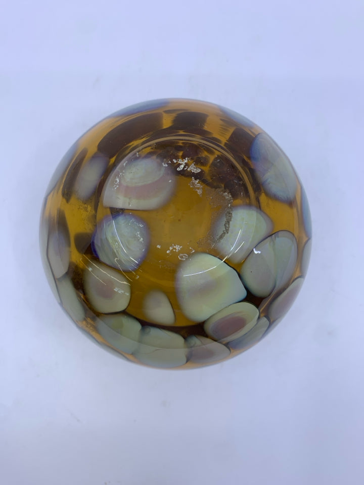 AMBER COLORED GLASS BOWL.