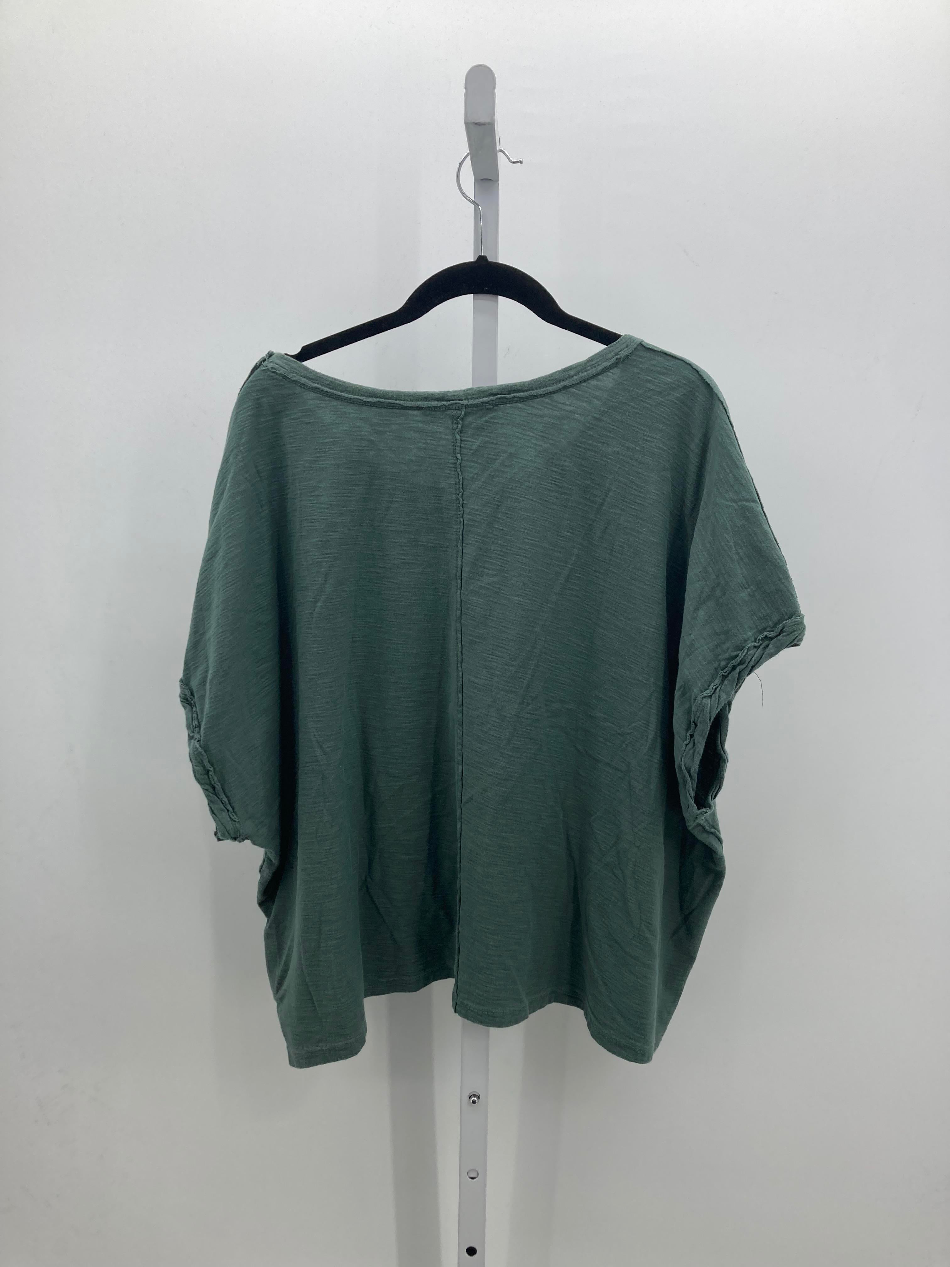 Seven Apparel Size XXL Misses Short Sleeve Shirt