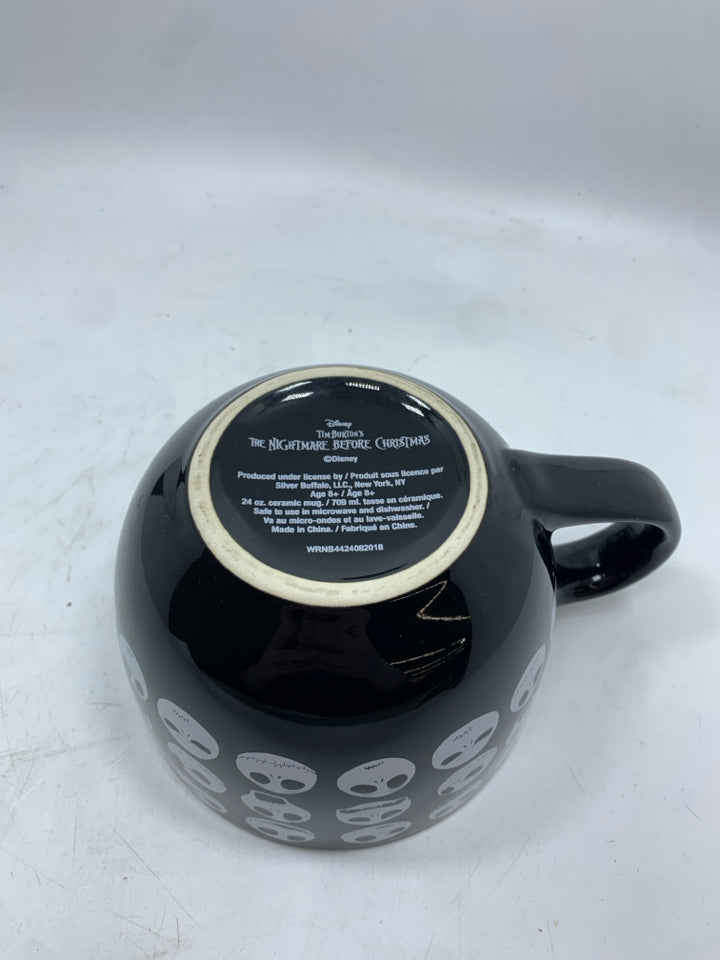 NIGHTMARE BEFORE CHRISTMAS MUG.