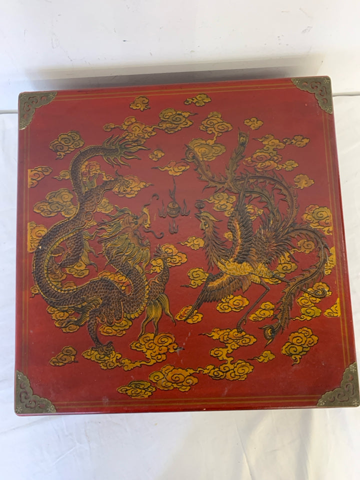 VTG 2 PC ASIAN STYLE GAME BOARD GAME SET.