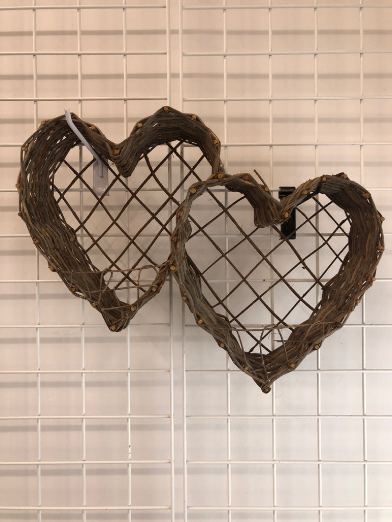 DOUBLE HEART WOVEN BASKET DECOR.