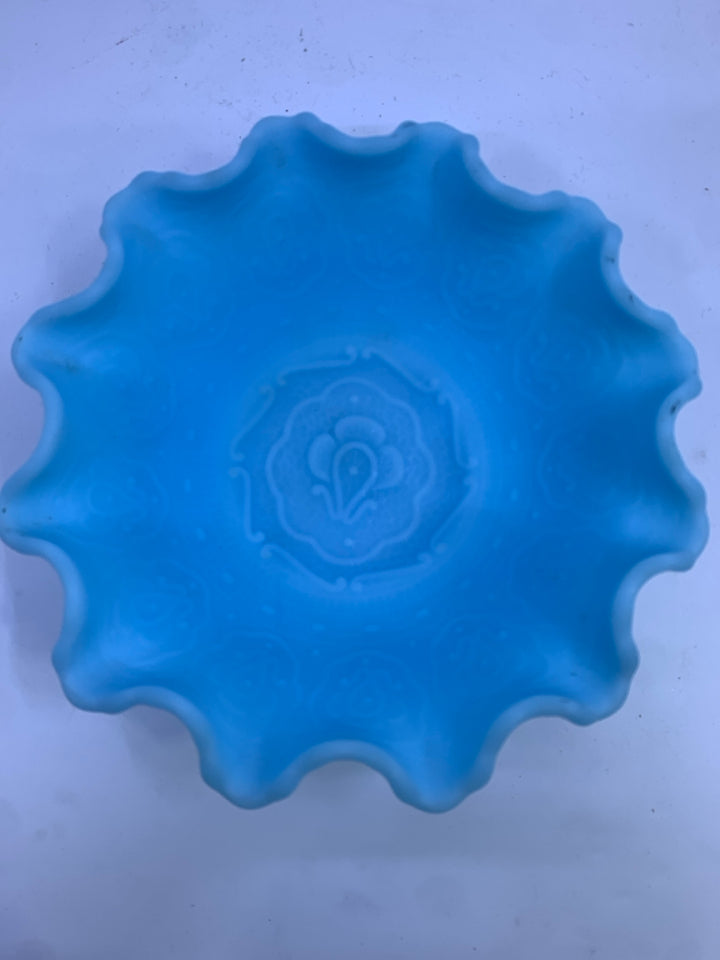 VTG FOOTED LIGHT BLUE FENTON BOWL W/ RUFFLED EDGE.