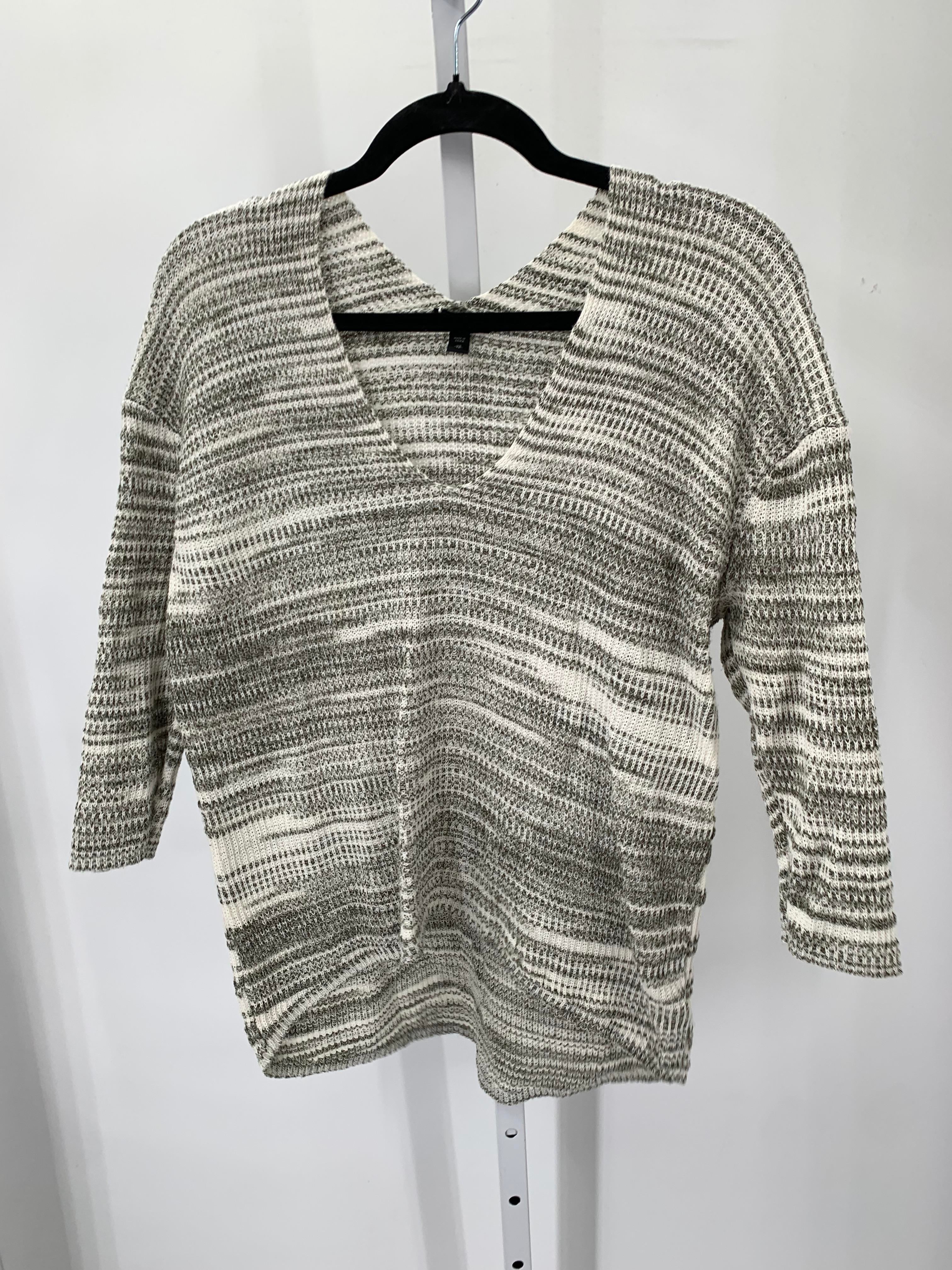 Express Size X Small Misses 3/4 Sleeve Sweater